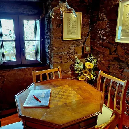 Casa Ferreira-talasnal * Talasnal